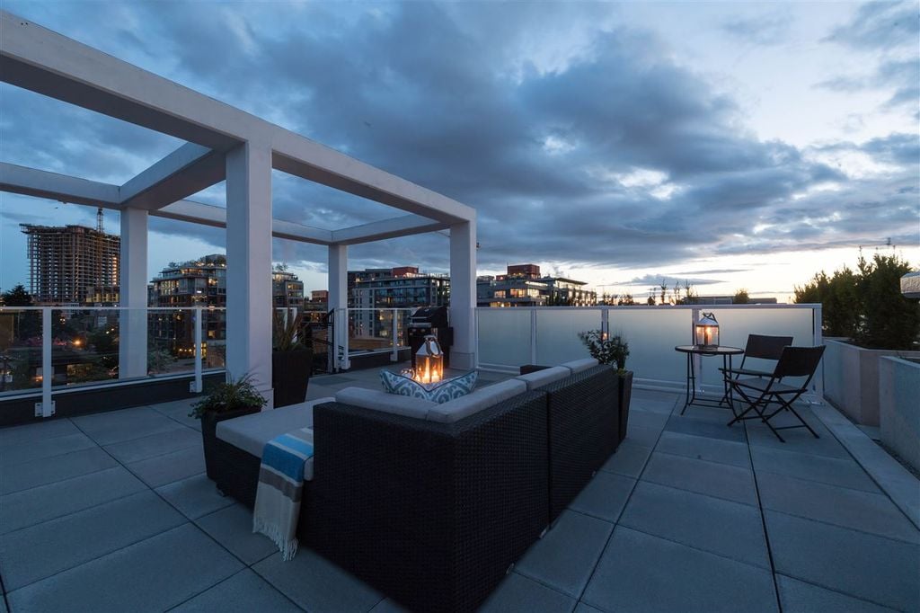 311 E 6th Ave, #609