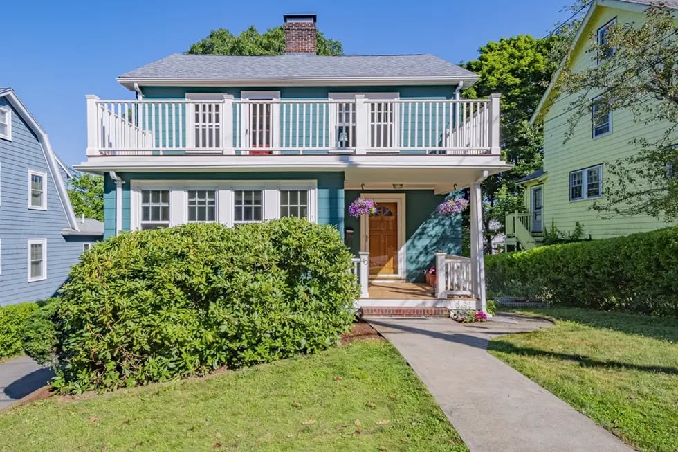 Tara and Scott - sold in Arlington