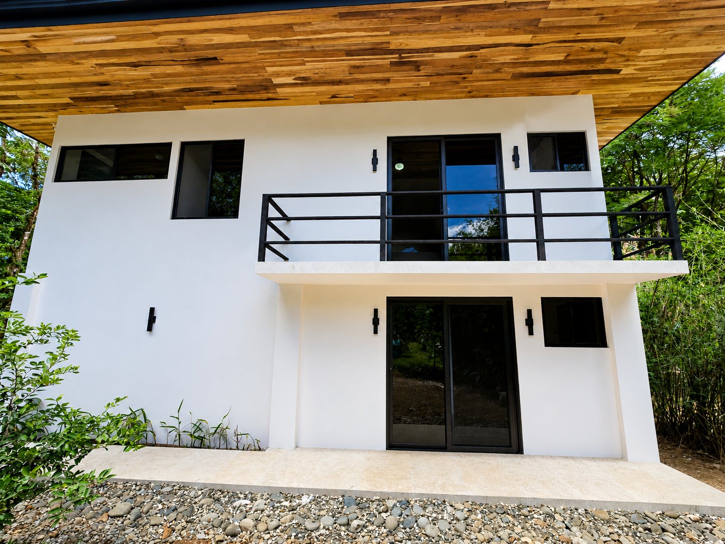 Jardines del Morete Riverside Oasis | Elegant 5 Bed Luxury Home