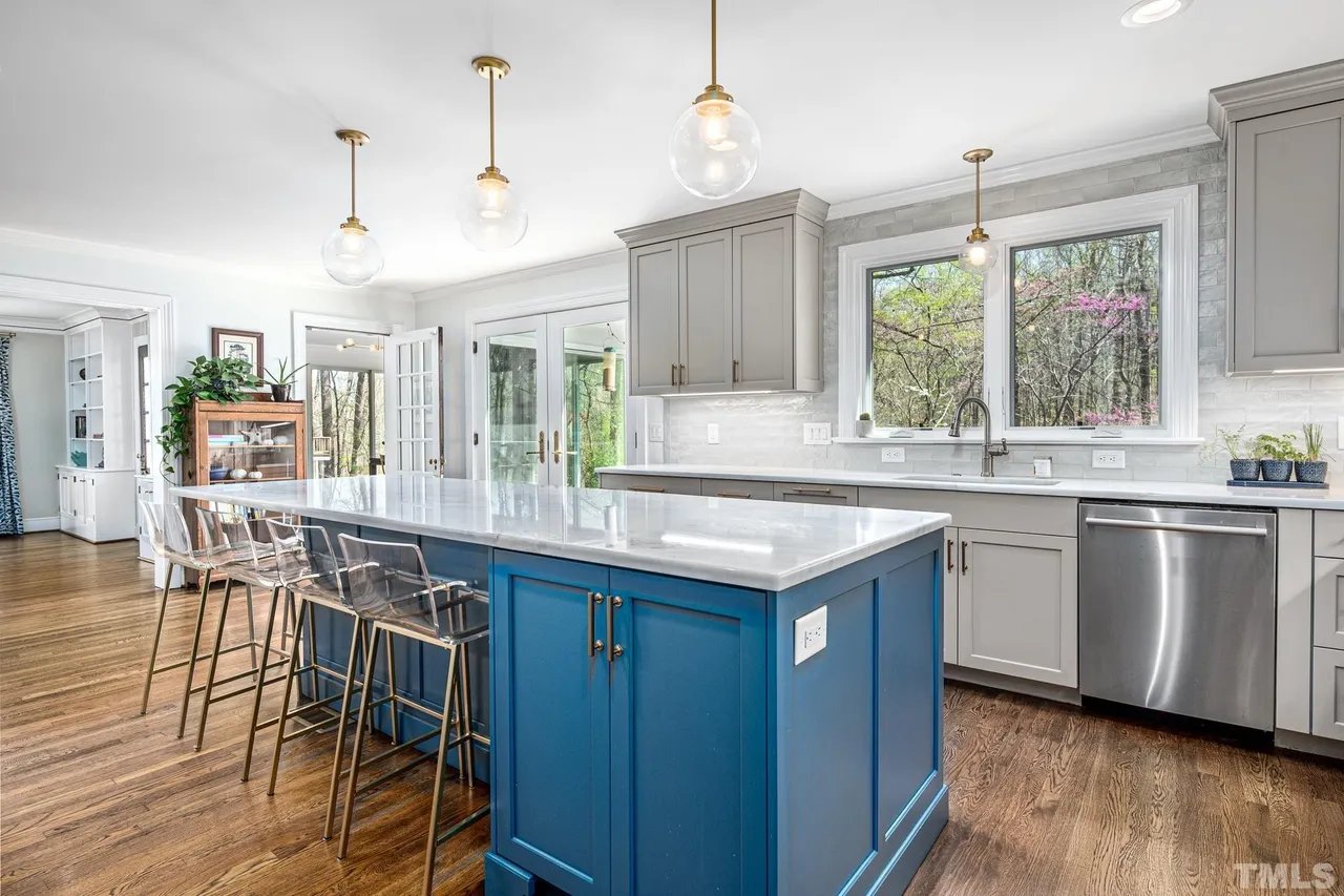 1021 Laurel Hill Rd
