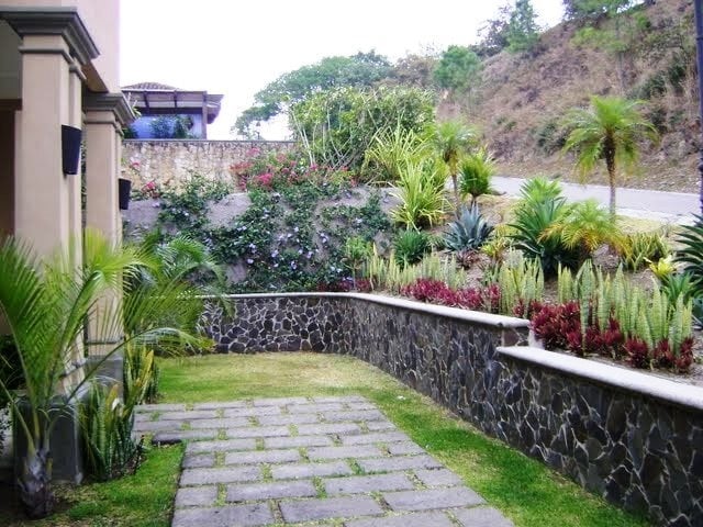 Beautiful Four Bedroom Home in Villa Real