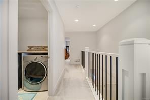 375 Kestrel St
