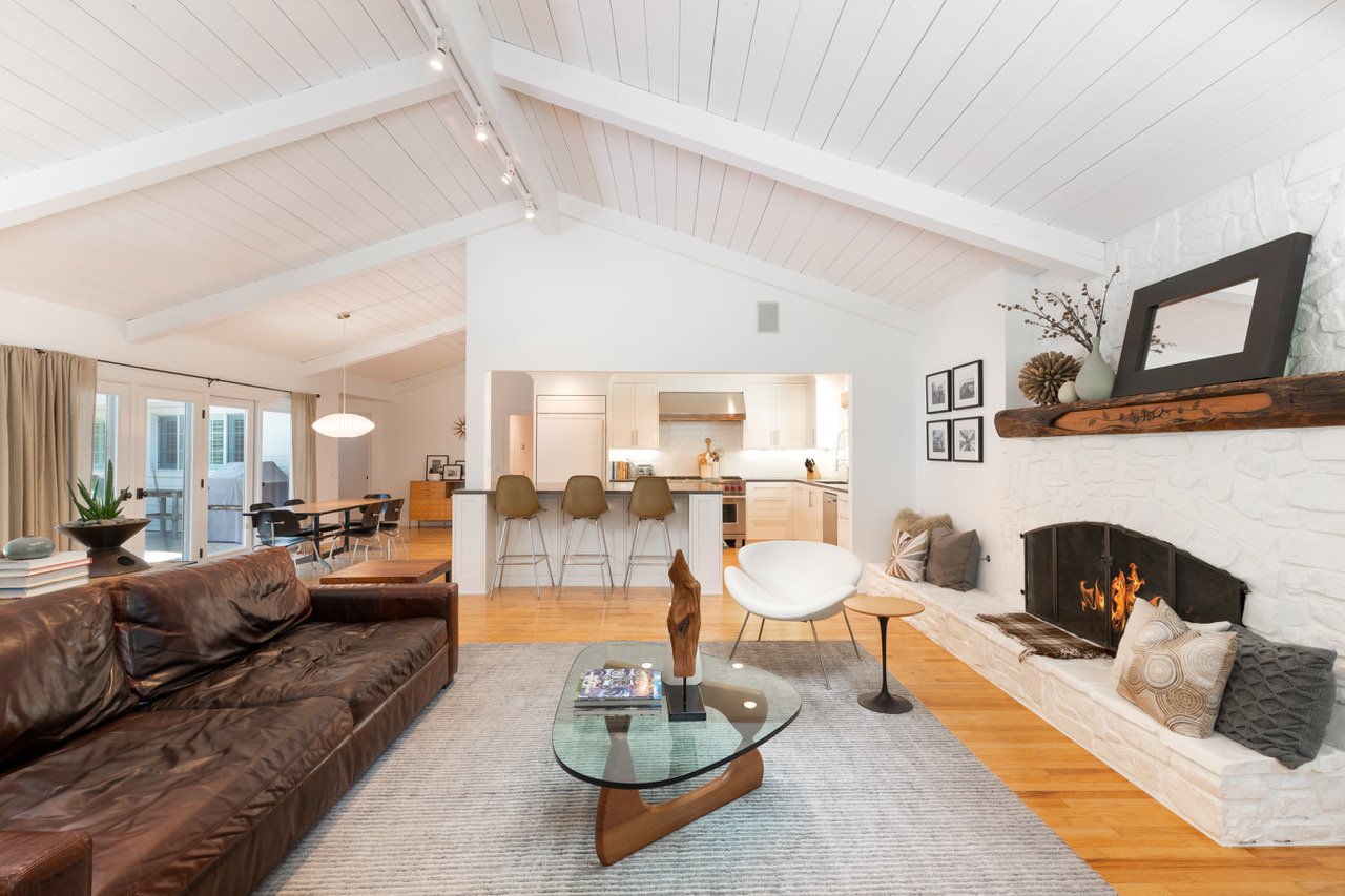 Private Mini Estate on 3+ Acres