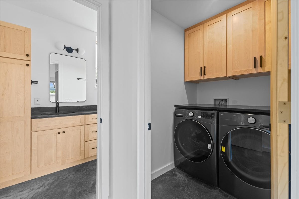 Welcome to Moscow Meadows