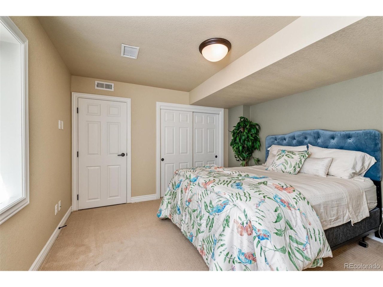 9250 Buttonhill Ct