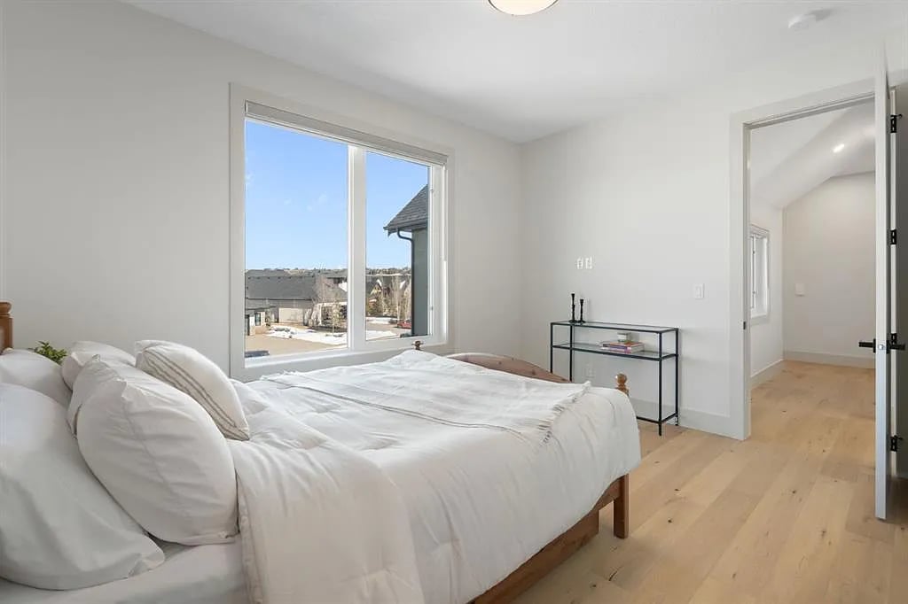 73 N Waters Edge Gdns