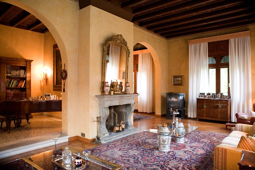 Exclusive Venetian-Style Noble Residence in La Rivatte