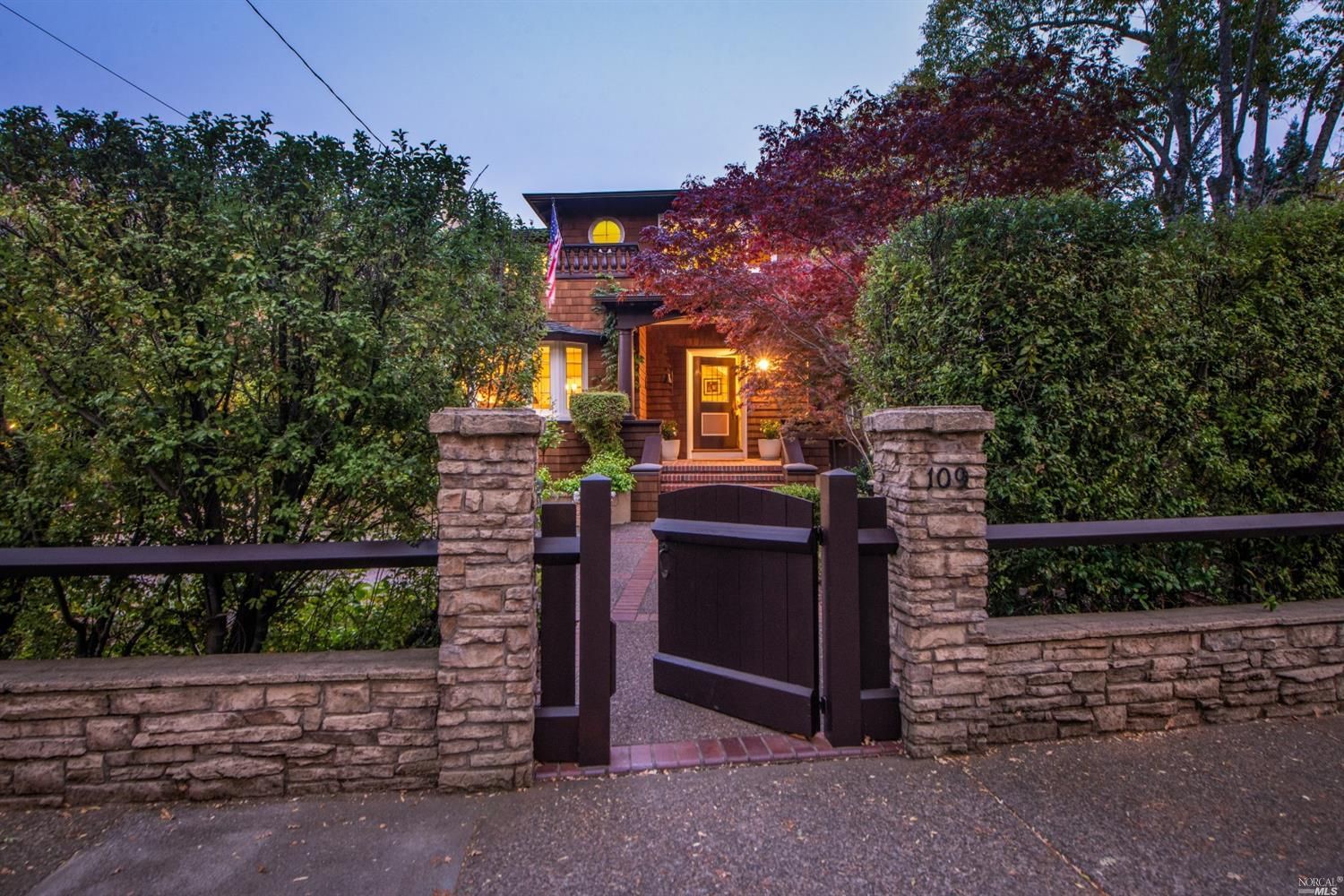 109 Lagunitas Rd
