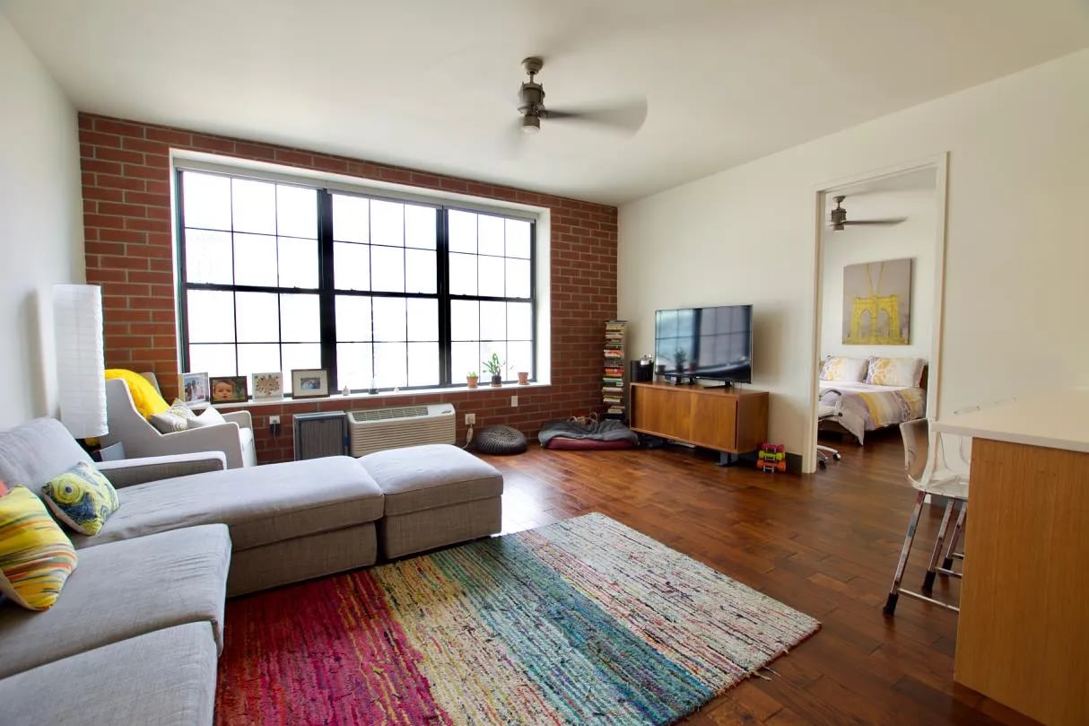 42-60 Crescent Street Unit: 6D