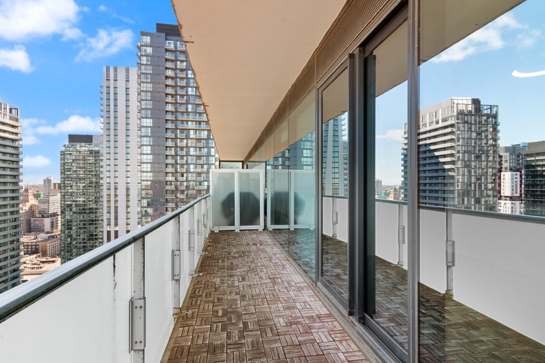 11 Charlotte St #Ph05