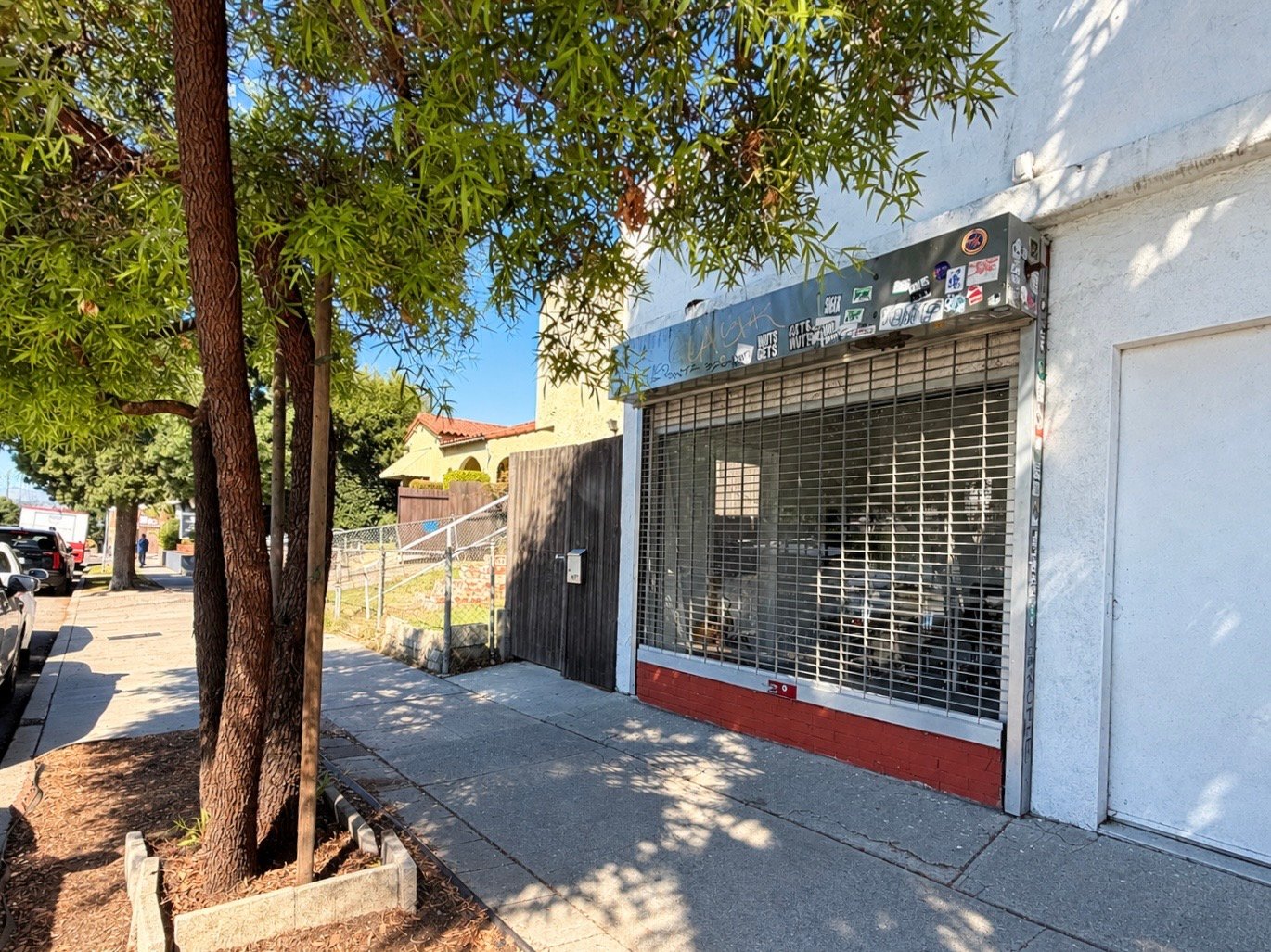 4917 - 4919 York Blvd