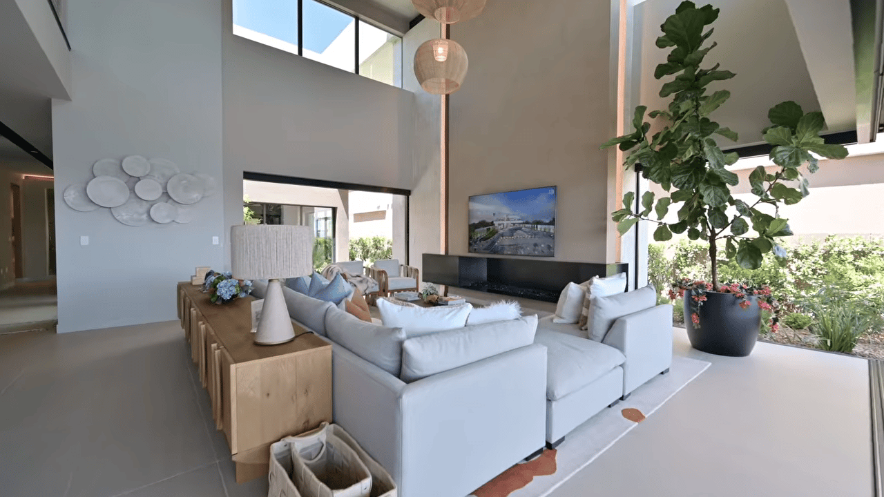  You won't believe this water front luxury mansion is in Las Vegas