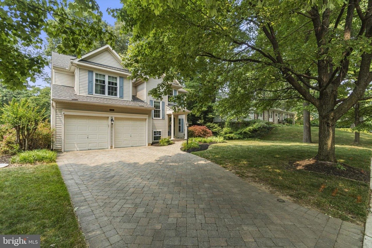 244 Kennedy Dr