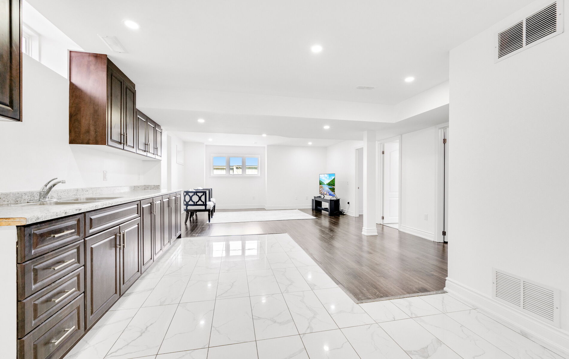 46 Lola Crescent