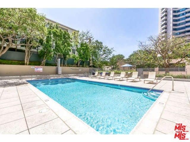 10450 Wilshire #12E