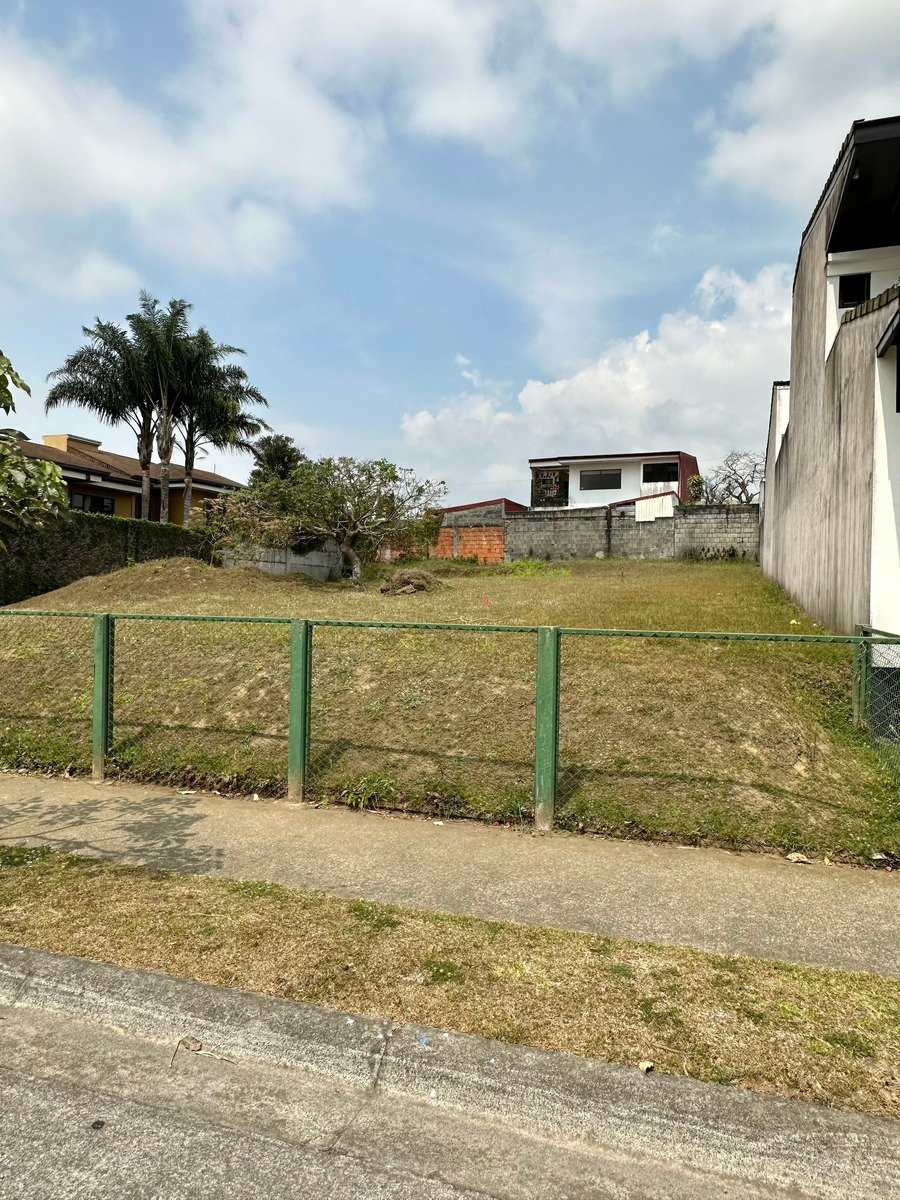 Gated Residential Building Lot, Curridabat, San Jose