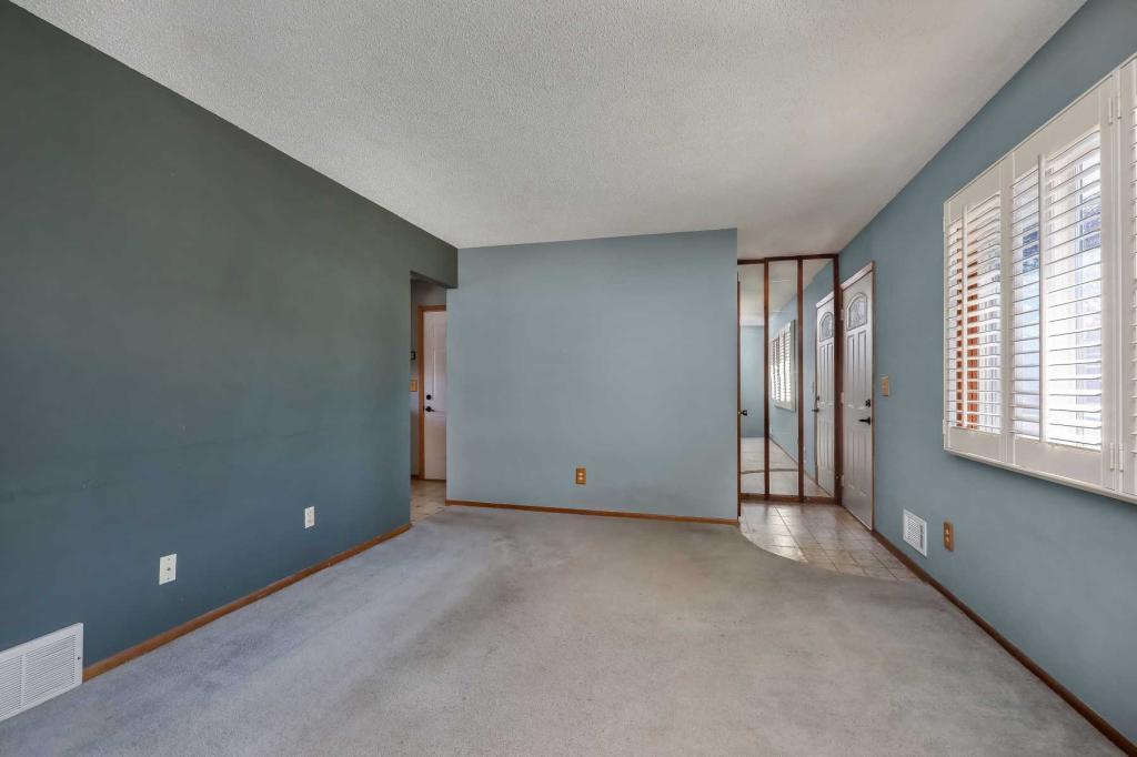 1741 Davenport Ave