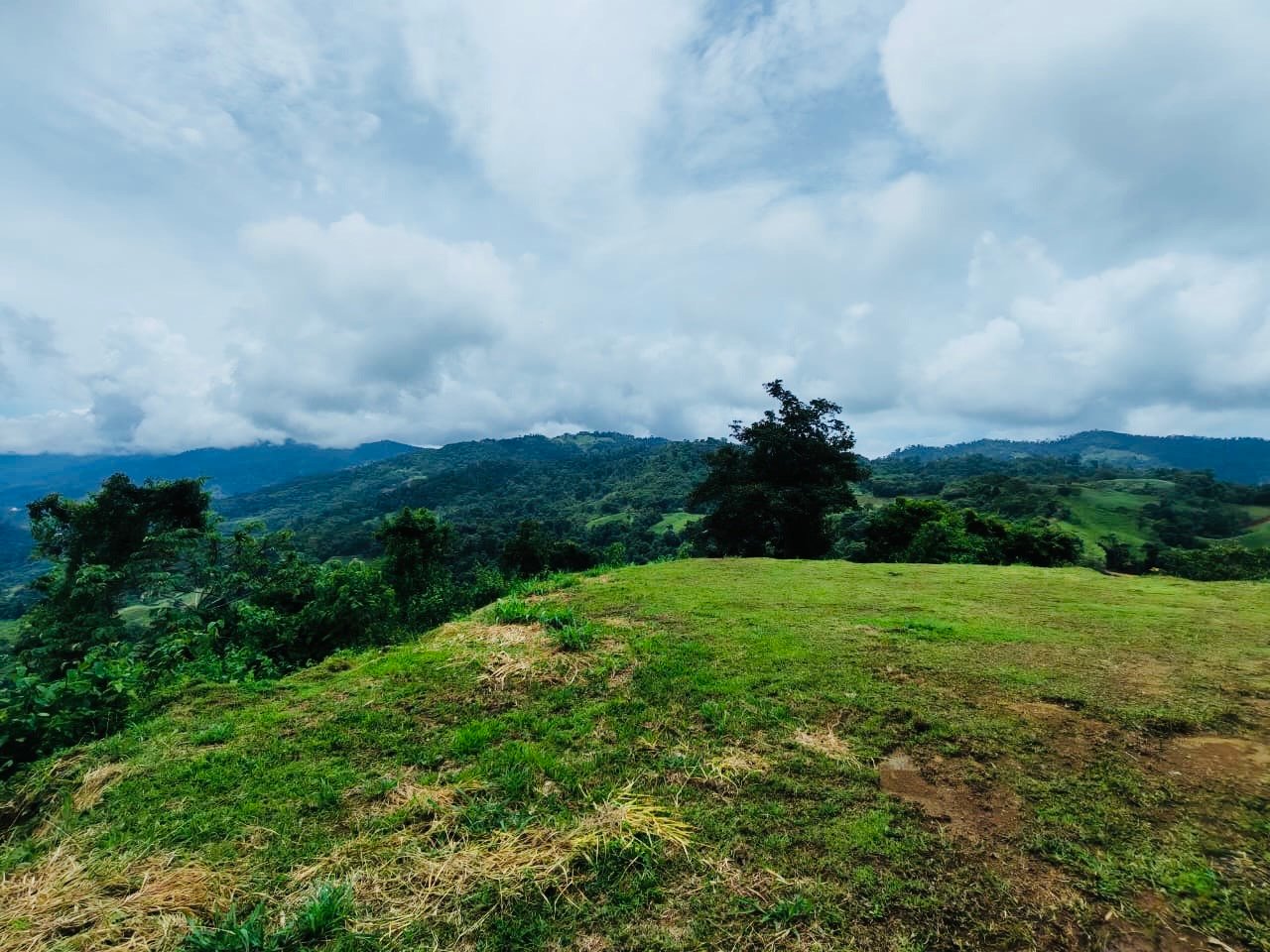 Off-Grid Mountain & River View Estate — 4.94 Acres | Sea Views | San Cristóbal de Aguirre