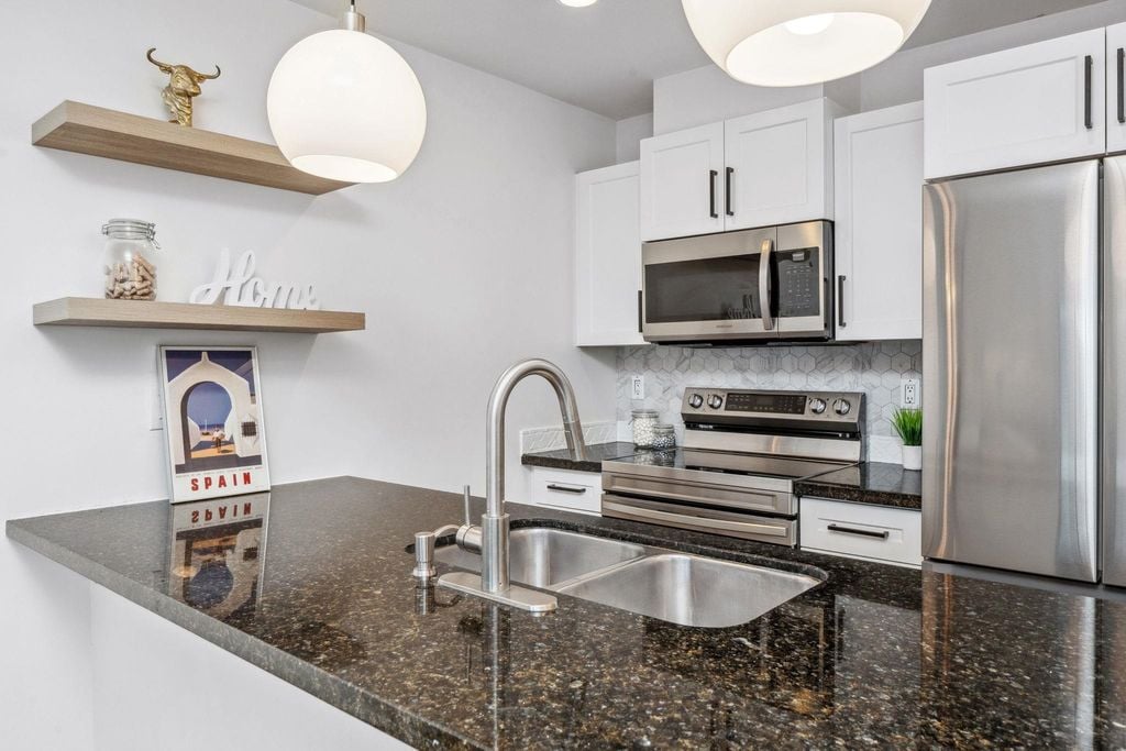 19774 56 Ave, #308