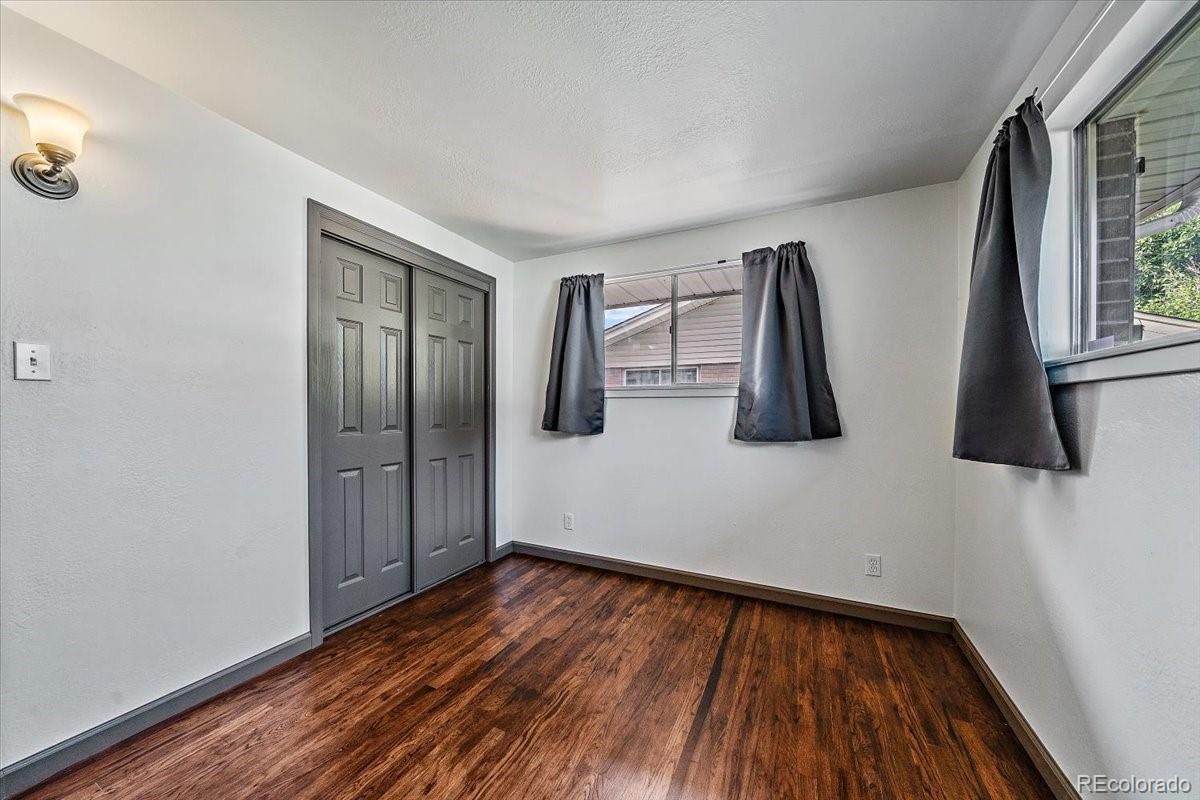 1006 Hahn Ct