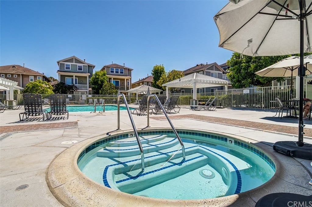7461 Shelter Cove Cir