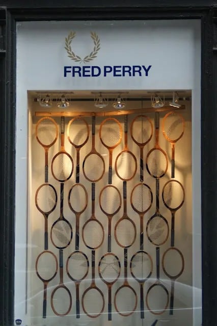 RePurpose Wed – Vintage Tennis Rackets