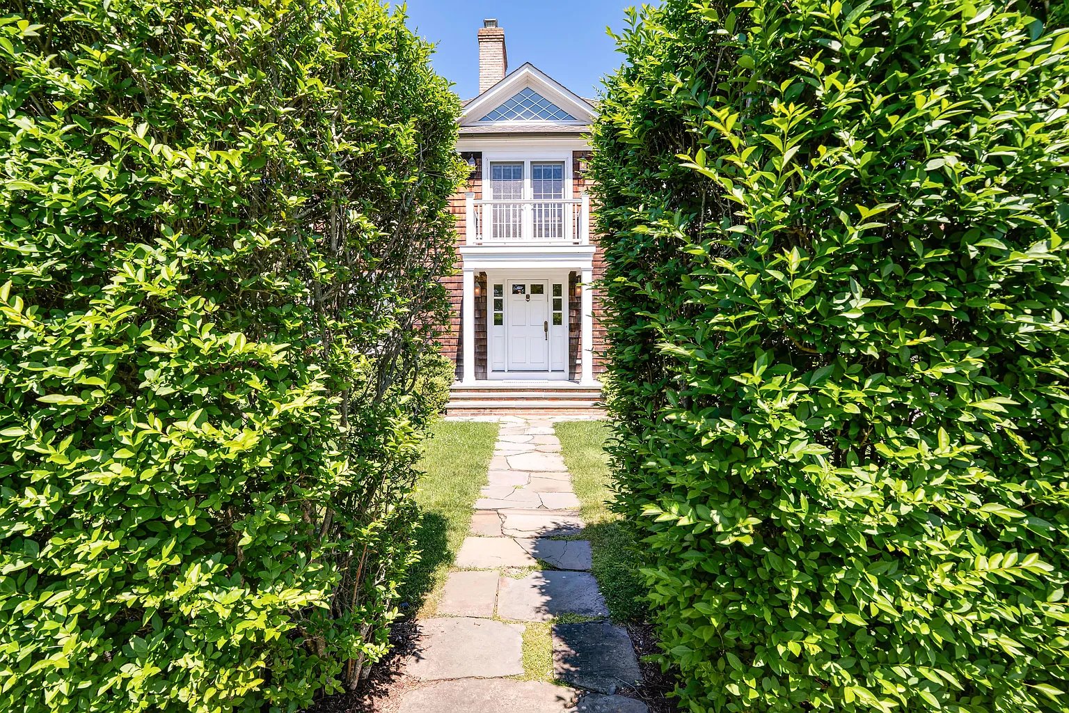 27 Halsey St