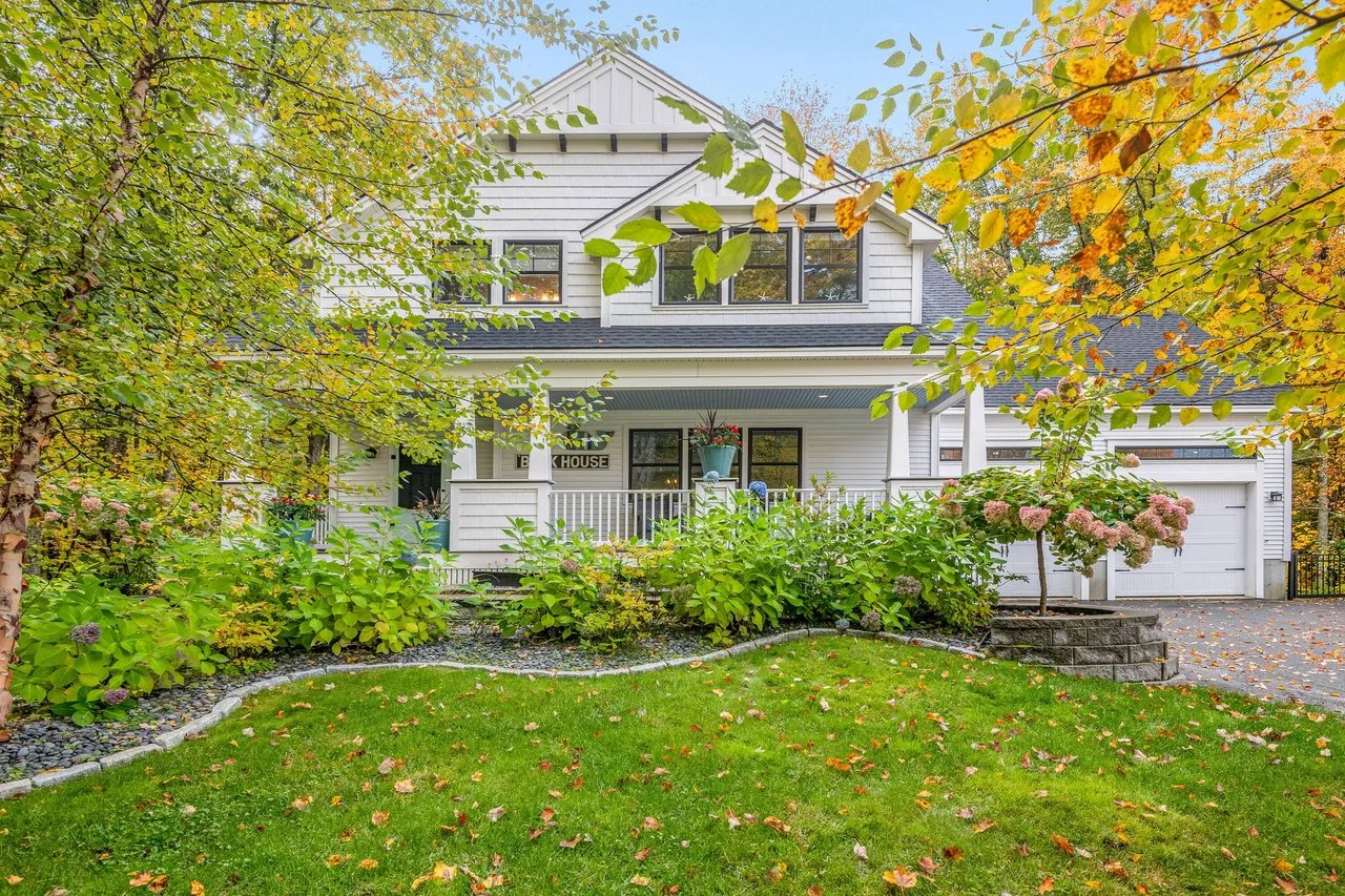 New Listing! 8 Dixon Drive, Kennebunk, Maine – $729,000