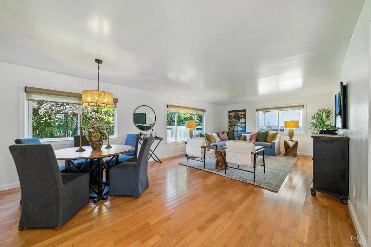 1925 Contra Costa Ave