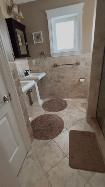 811 Bay Club Lane West, Beach Haven