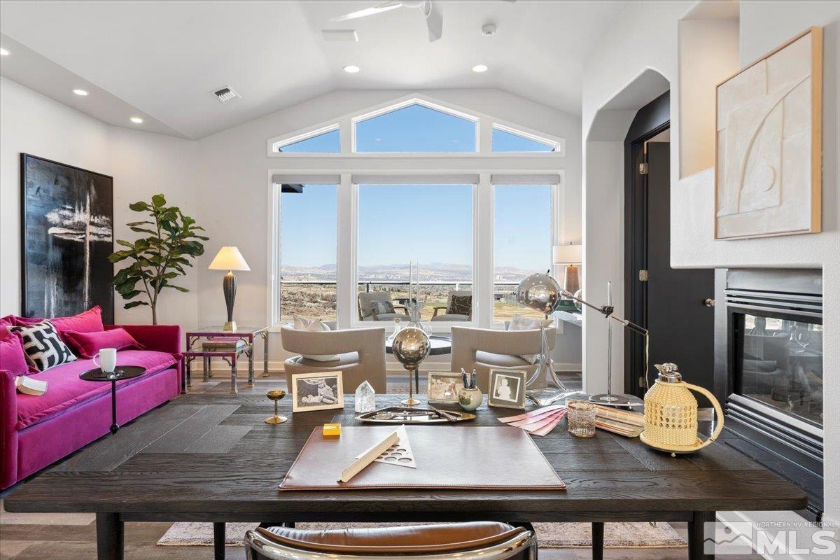 10241 Zuni Ridge Trl