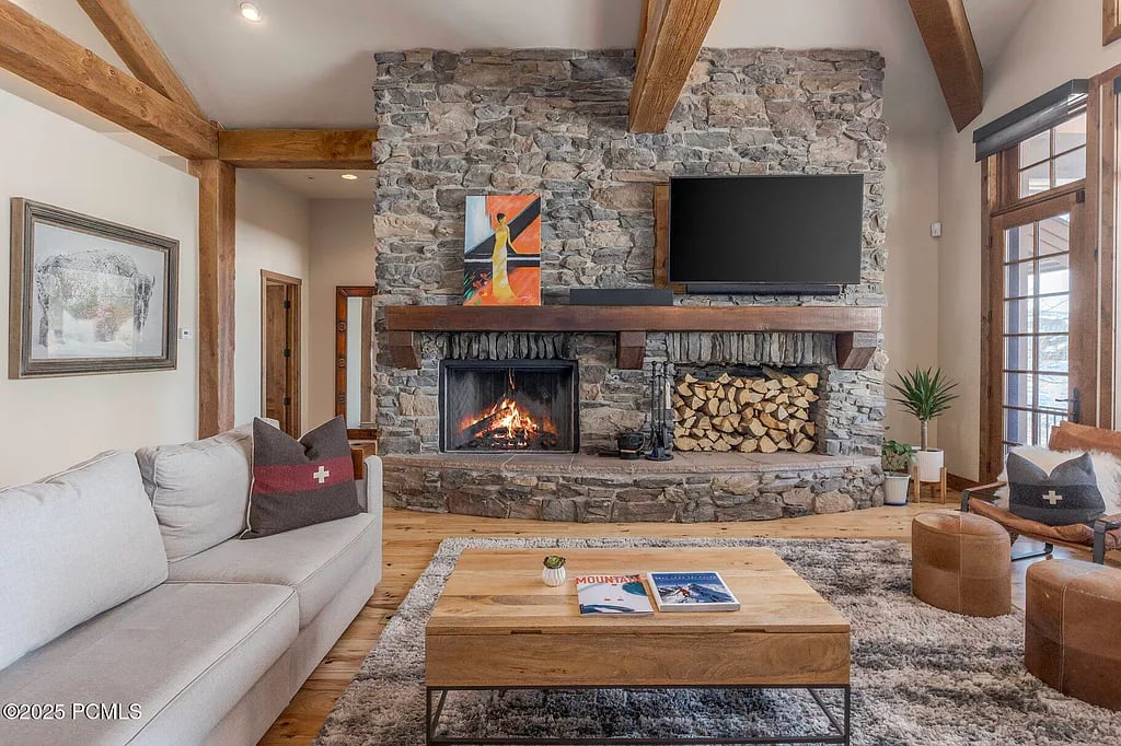 7466 N Ranch Club Trl