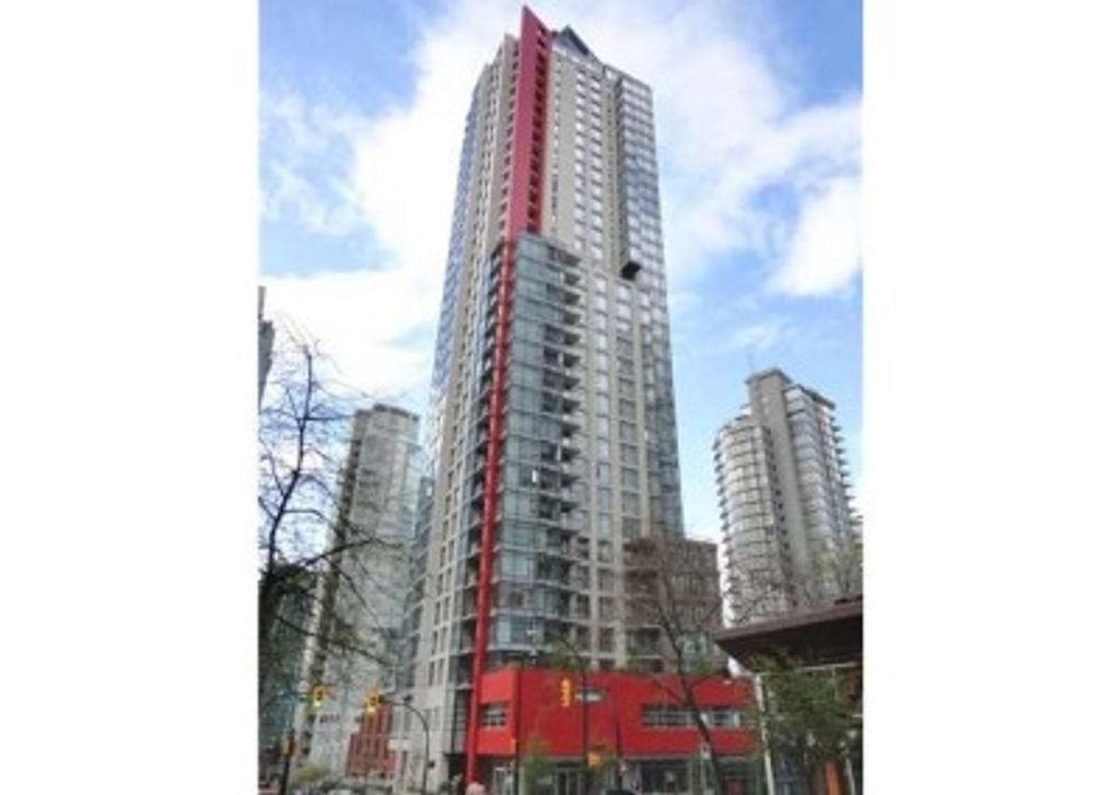 1211 Melville St, #305