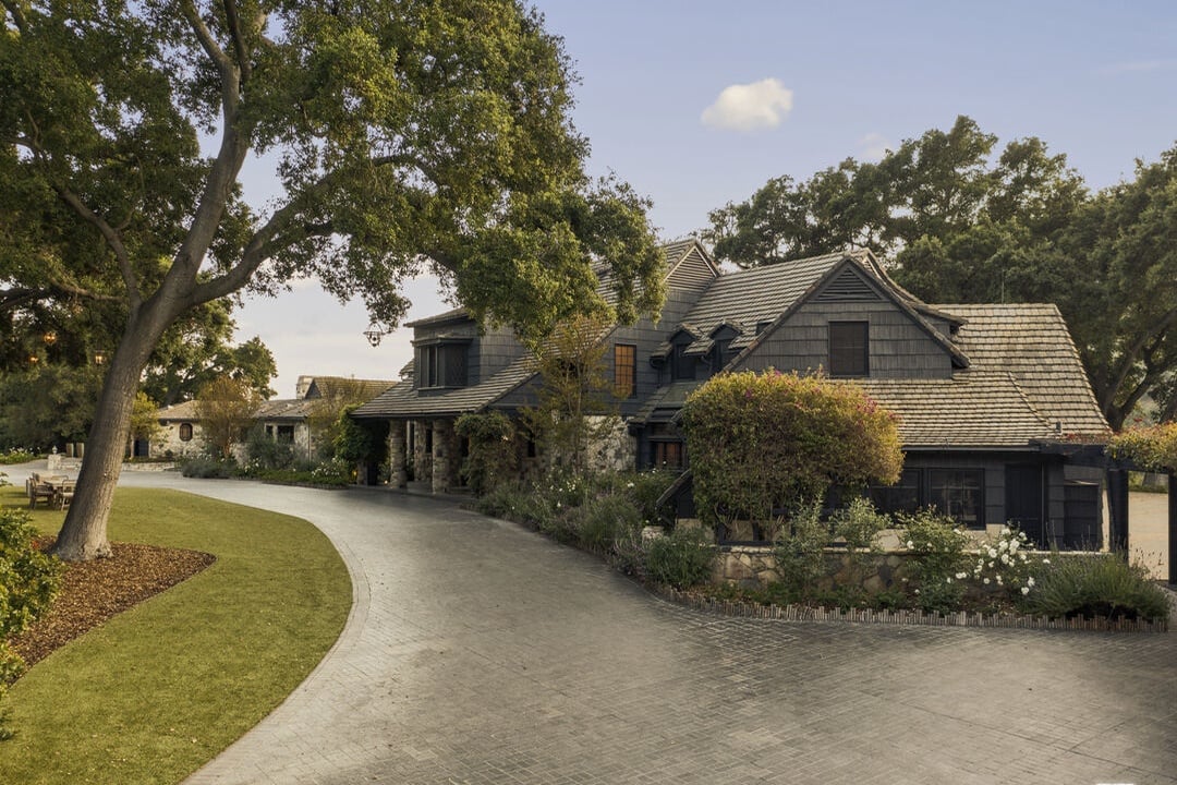 Lakeside Retreat