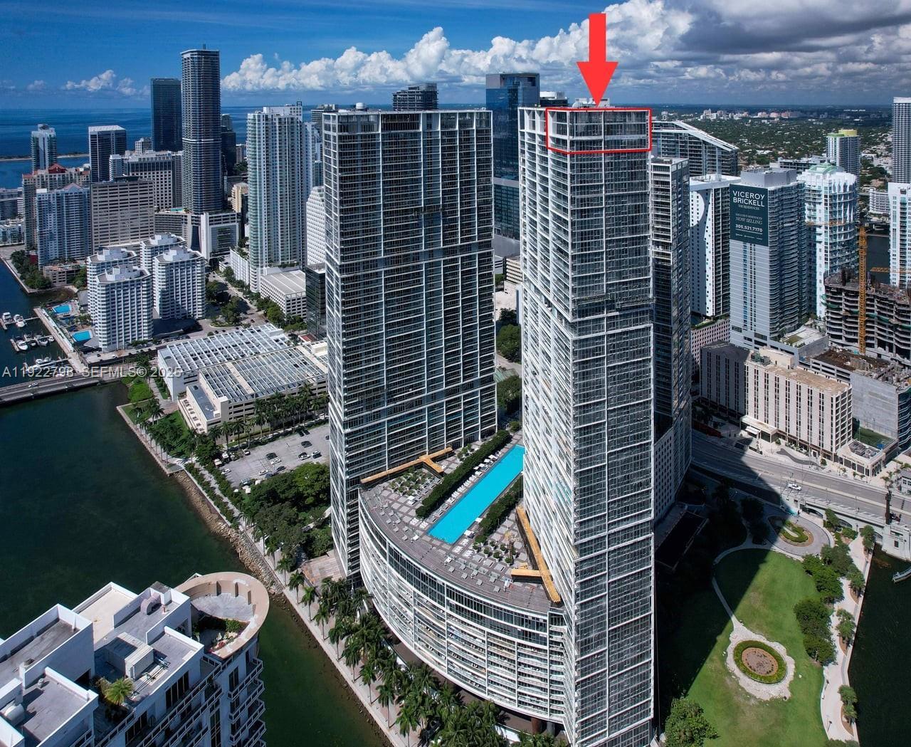 465 Brickell Ave #5701