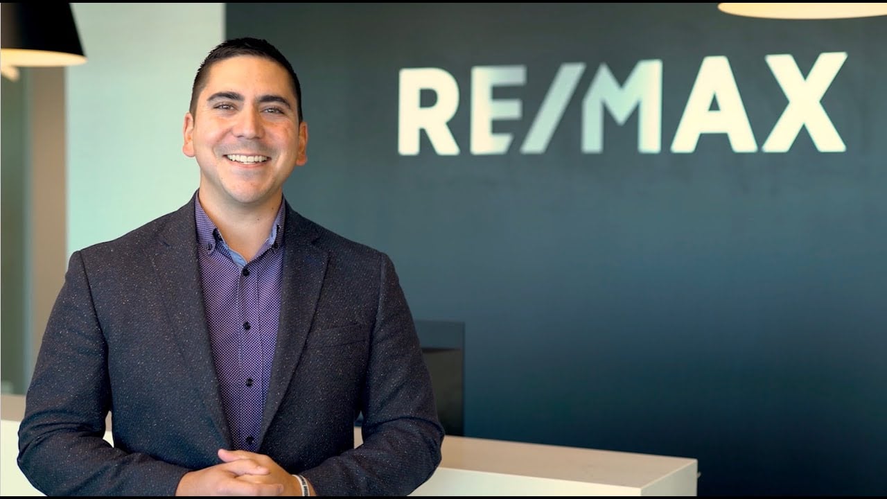 Joe Soto @ REMAX Suburban Wheaton - The Lance Kammes Team - DuPage & Kane County Realtor