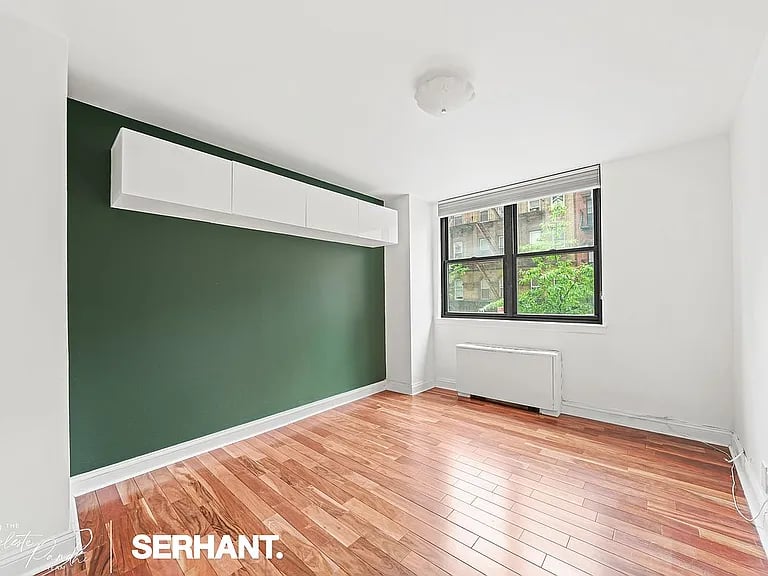 225 East 36th Street Unit: 2N
