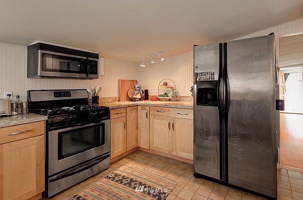 2019 Fairview Ave E #D