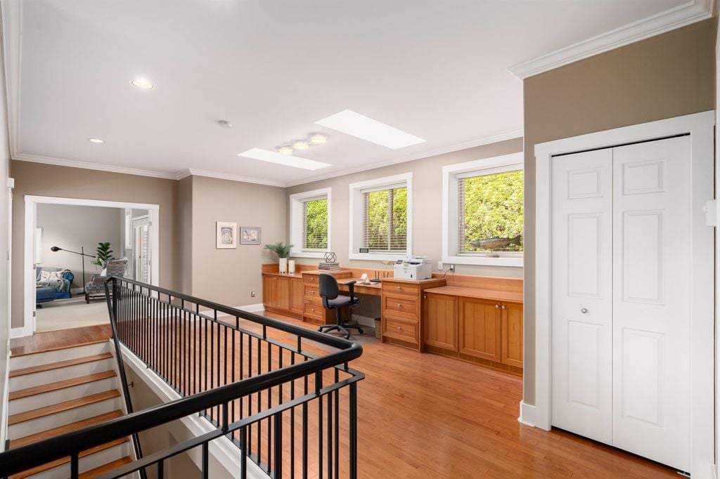 5780 Cranley Dr