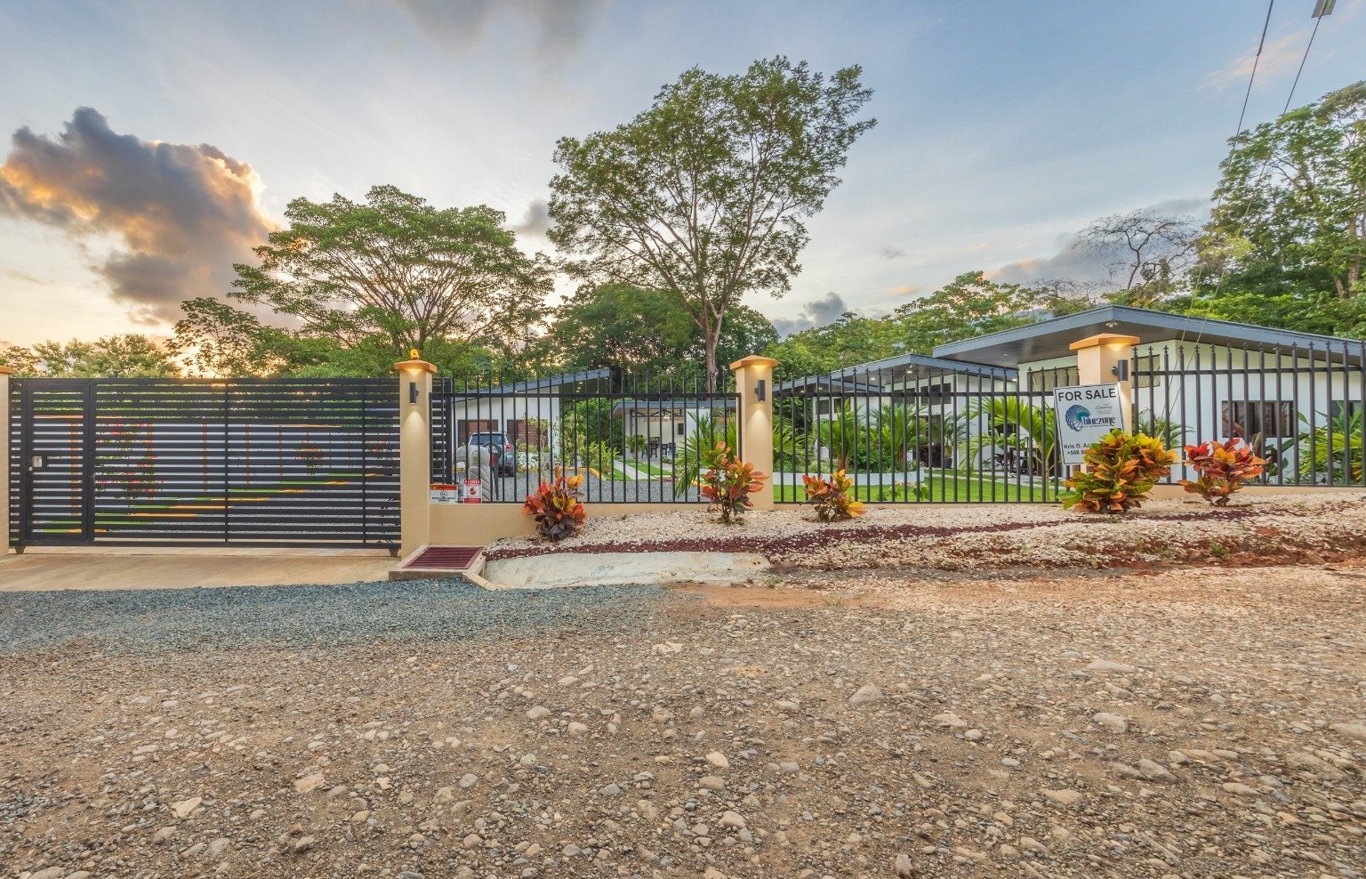 Incredible turnkey investment opportunity, 3 Rental villas, and a 2 Bedroom Home with a large pool.