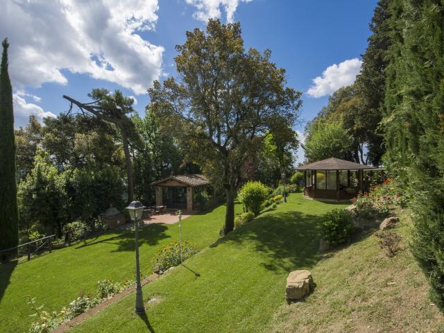 Stunning Luxury Castle Near Siena with Pool