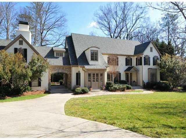 1310 Twelve Oaks Circle