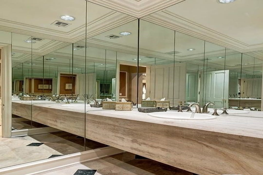 Aurora Luxe