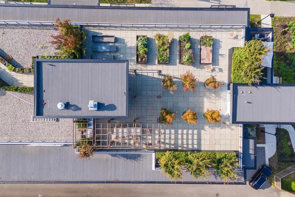 700 Clarke Rd, #502