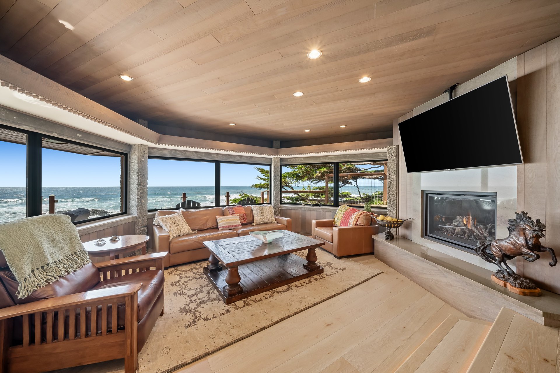 Oceanfront Luxury in Cambria - 2431 Sherwood Dr