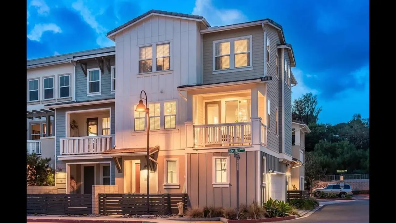 Coastal Living in Oceanside