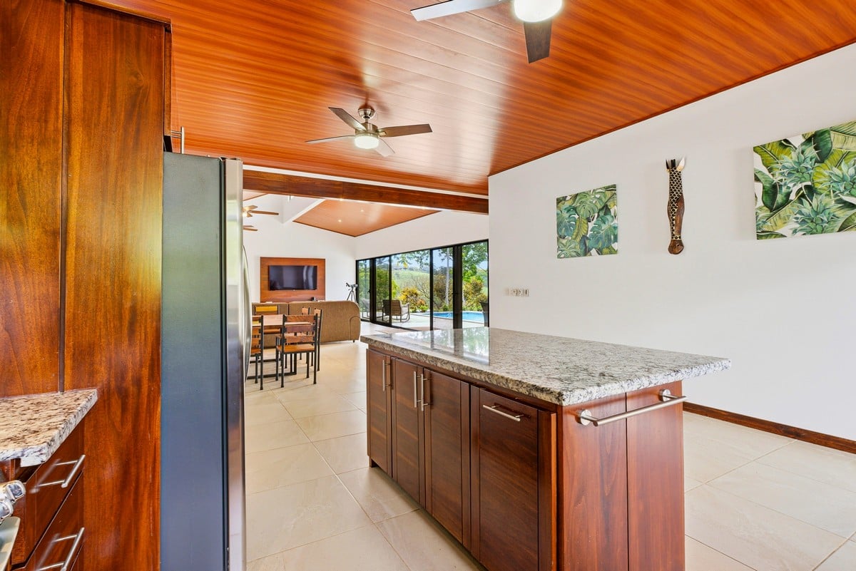 1.62 ACRES – Luxury 3 Bedroom Home Plus Guest House With Breathtaking Valley Views & Private Creek Access, Private Mountain Retreat!!!