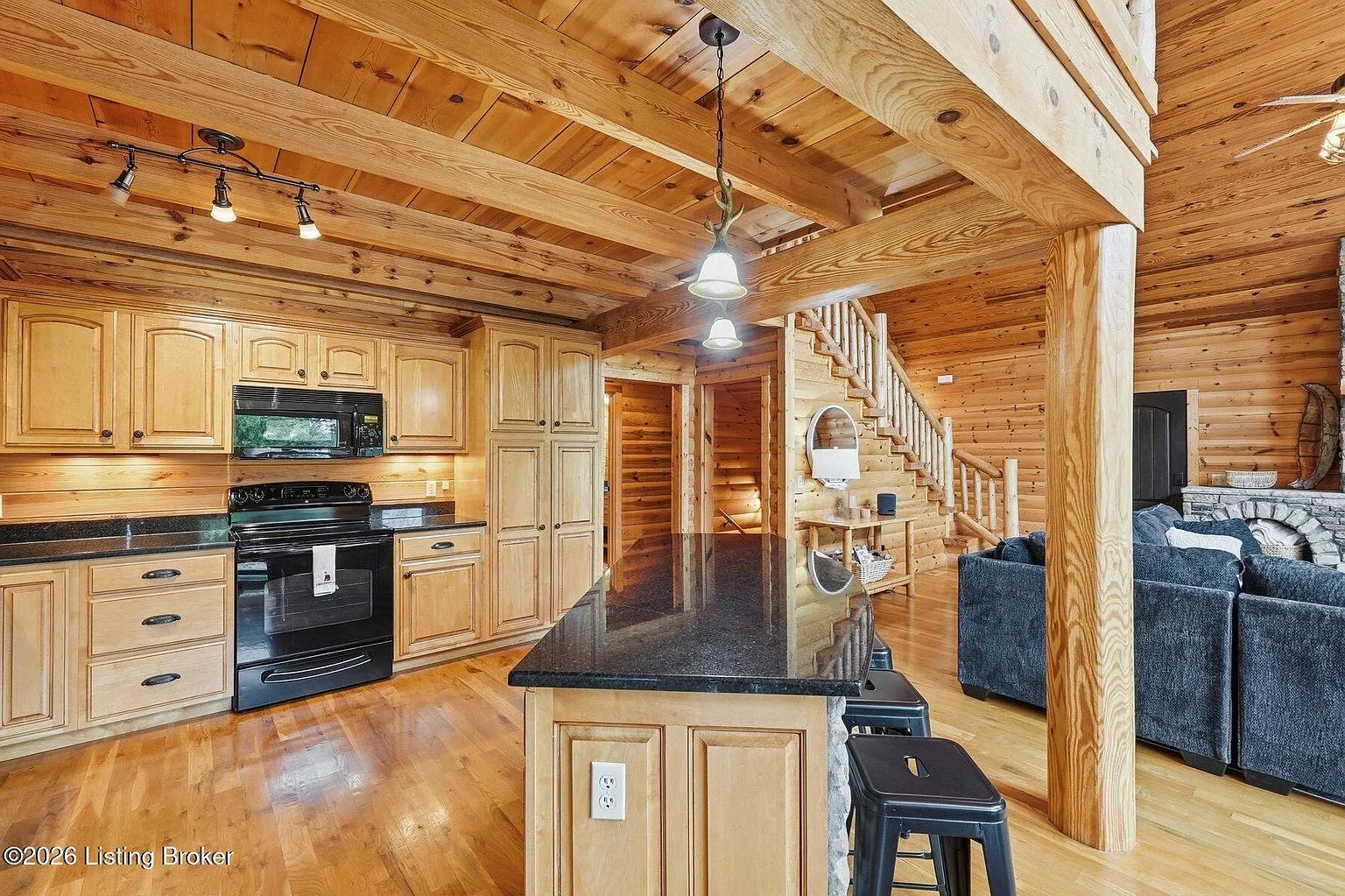 29 River Run Ln