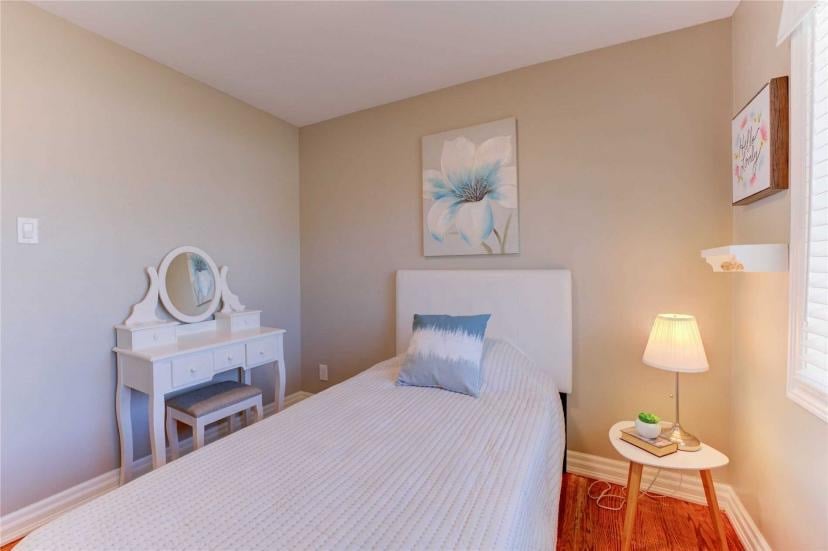 8 Sewell Dr