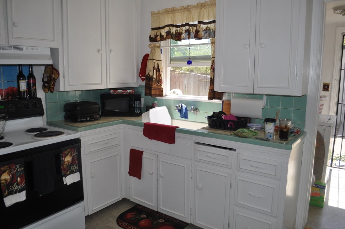 Duplex for Sale on Arden Way, Right on The Border of Arden Park!